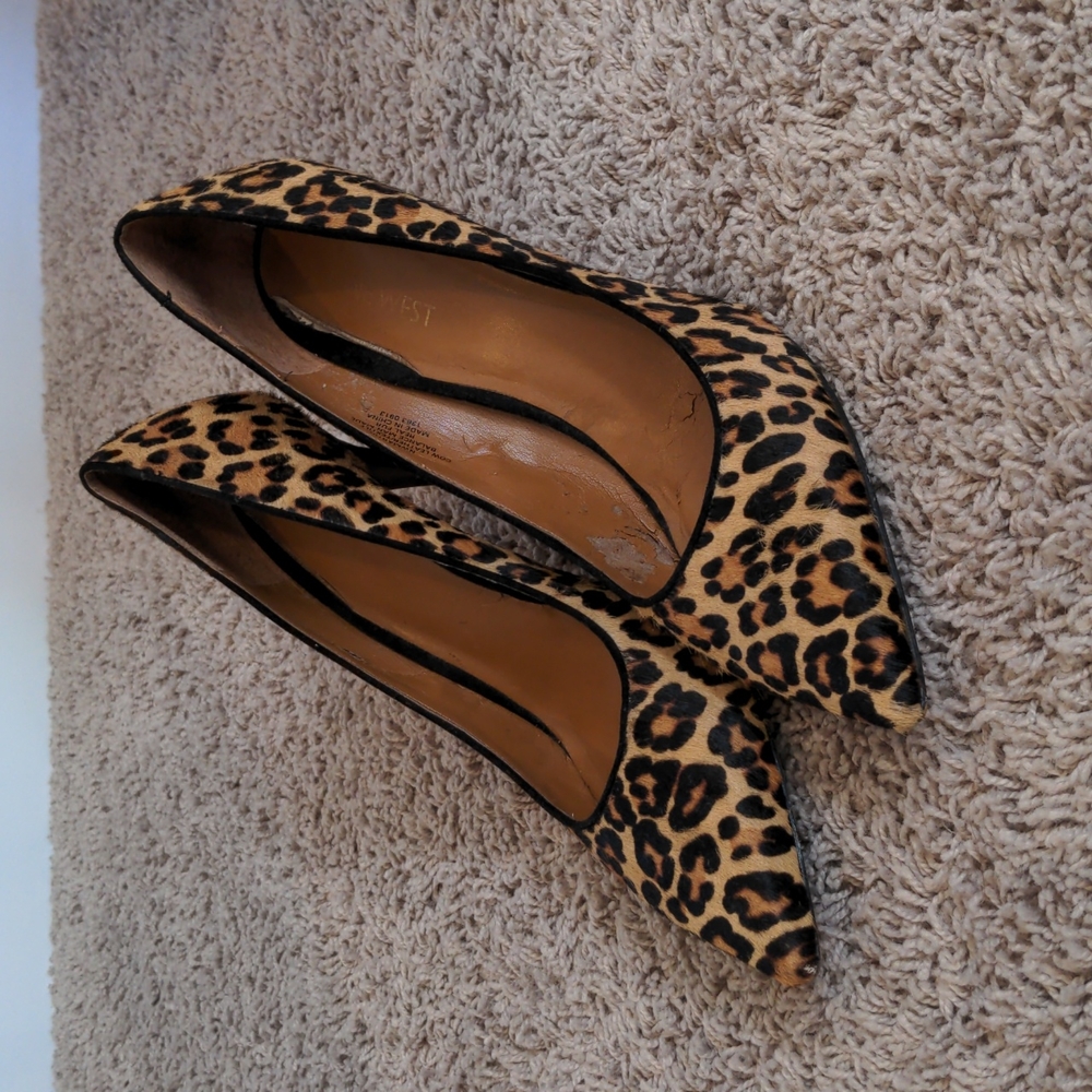 Leopard Print Pumps